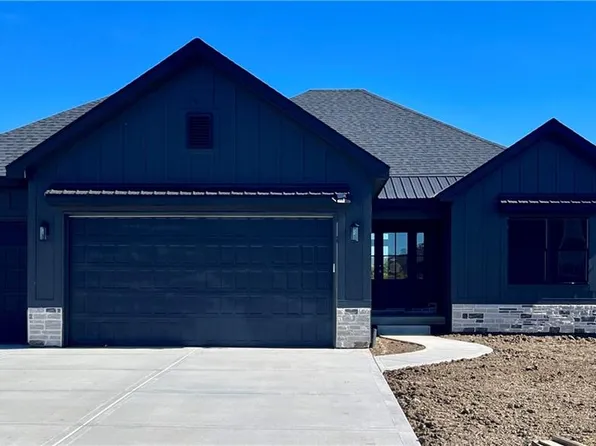 1004 NW 94th Ter, Kansas City, MO 64155