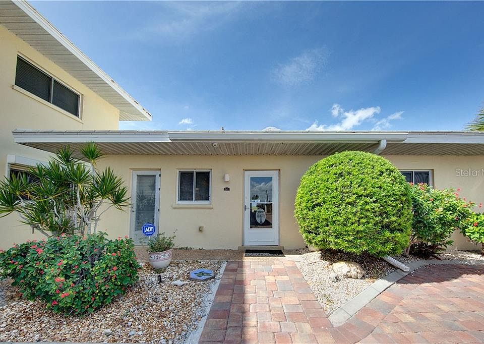 1st image of 1200 Tarpon Center Dr #1C