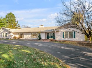 834 Chinoe Rd, Lexington, KY 40502