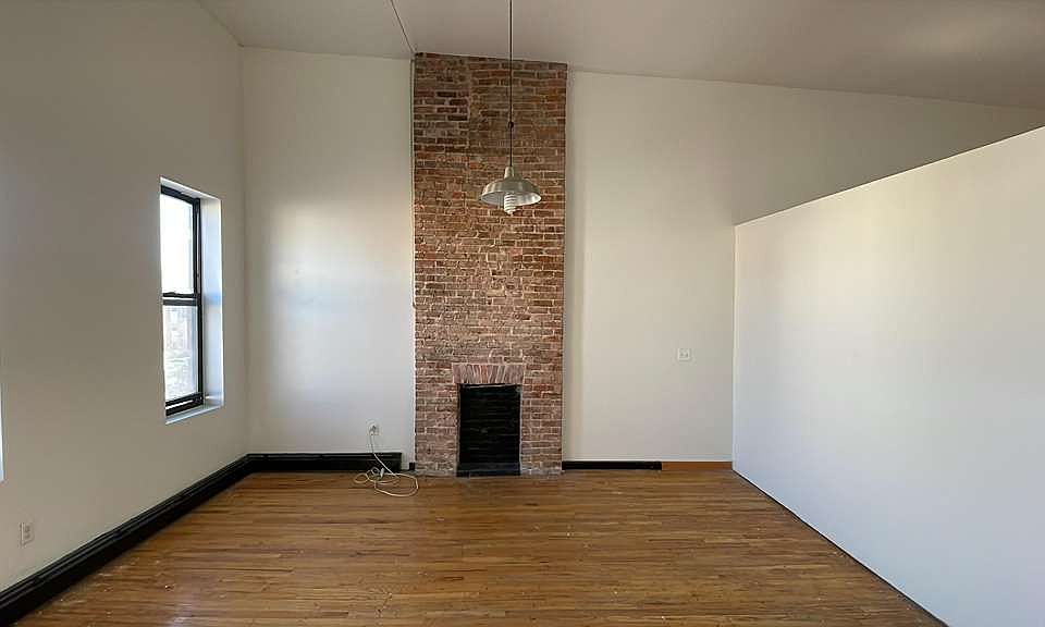 1st image of 1068 Halsey St #2