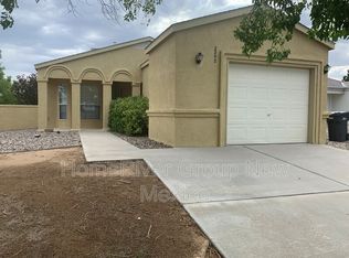 2292 High Desert Cir NE, Rio Rancho, NM 87144