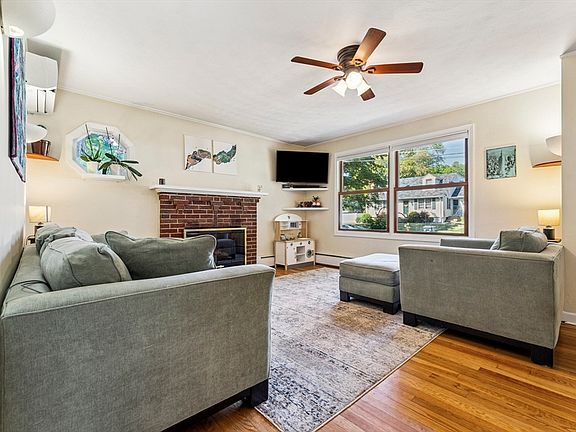 5th image of 23 Hawthorne St