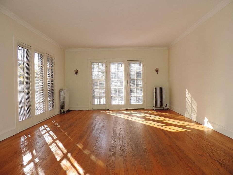 1st image of 2600 Eastwood Ave #E761fc26f