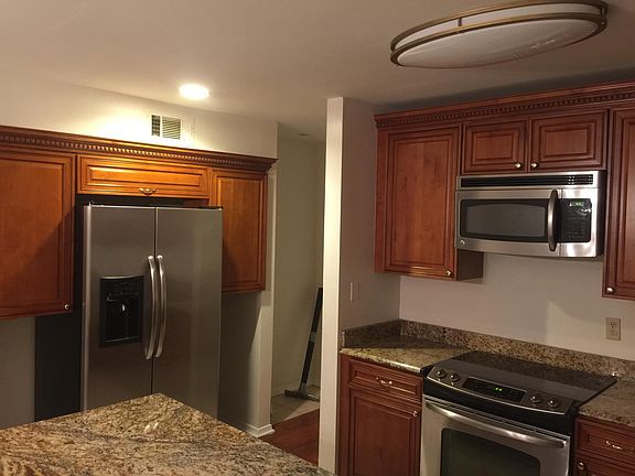  Very nice stainless steel appliances and the dishwasher is 