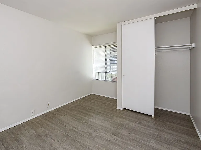 9653 Easter Way — Photo 14