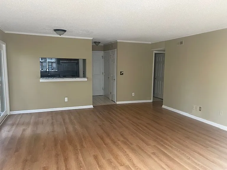 131 Cedar Cove Ln — Photo 3