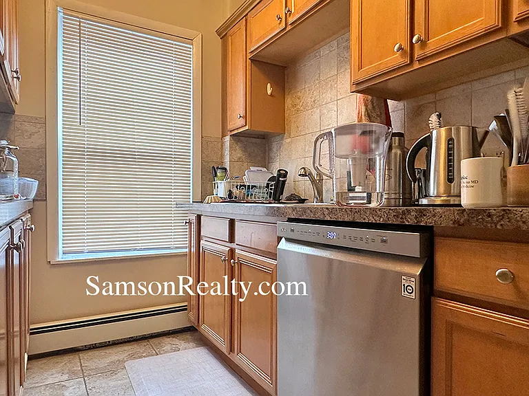 133 4th St #1 — Photo 9