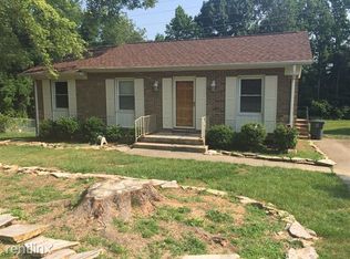 2419 Fernbrook Rd, Greensboro, NC 27405