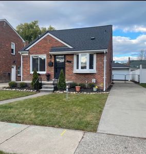 22501 Alger St, Saint Clair Shores, MI, 48080