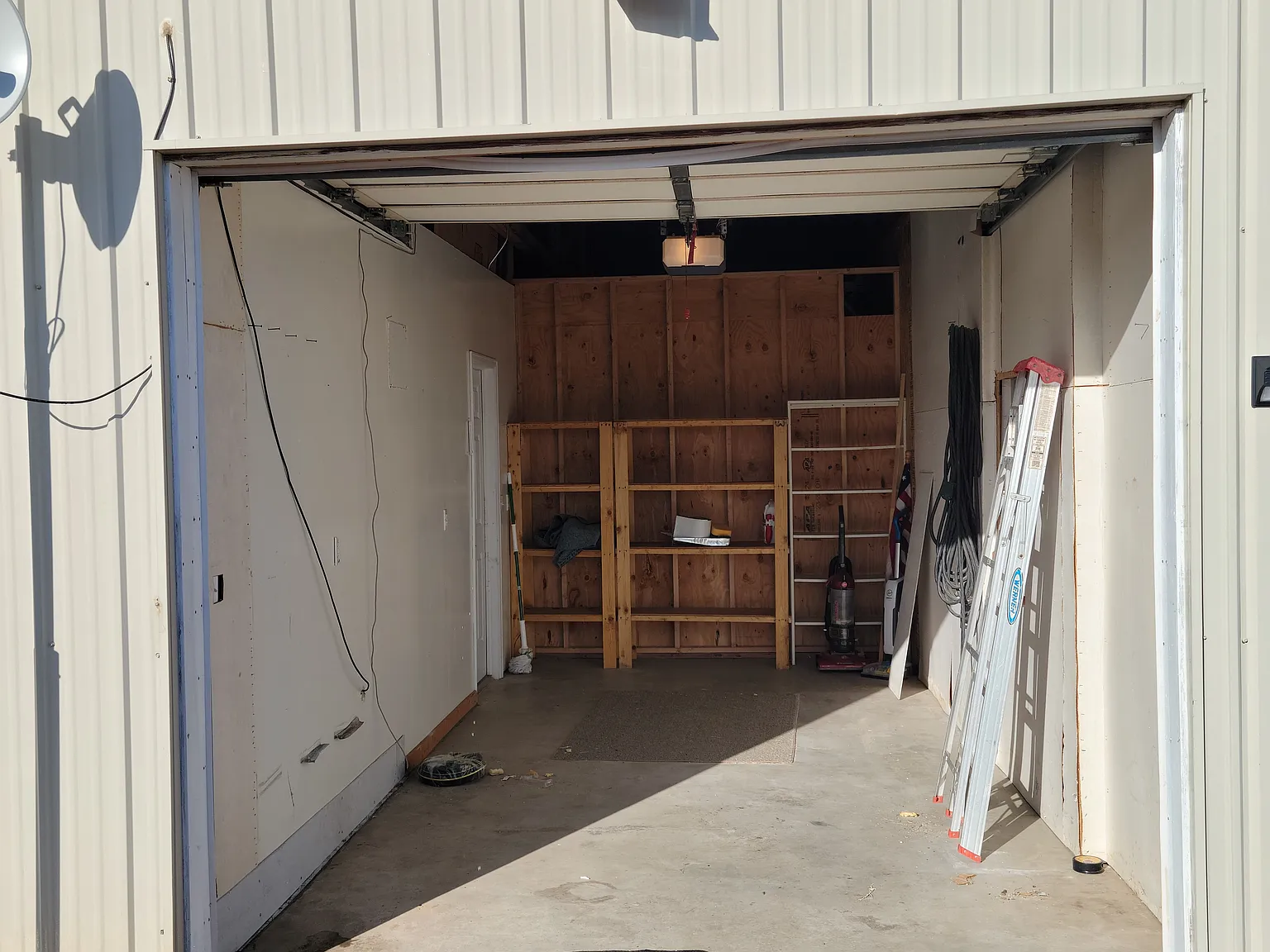 Studio, 1000 sqft, $1,350 — Photo 3