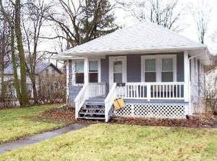 211 S Pine St, New Lenox, IL 60451