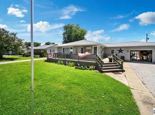 705 Maple Dr, Rockville, IN 47872