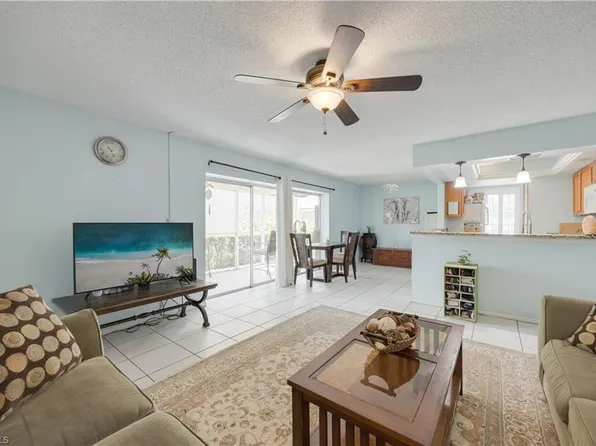 1400 Pompei LN #43, NAPLES, FL 34103