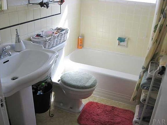 3rd image of 2104 N 15th Ave