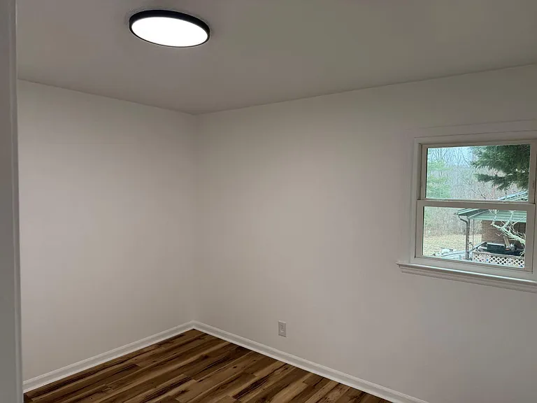 1185 Afton Rd — Photo 5
