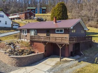 209 Hickory St, Northern Cambria, PA 15714