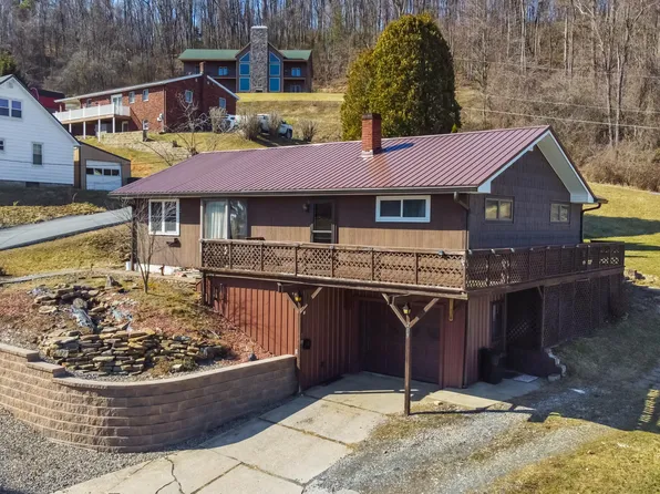 209 Hickory St, Northern Cambria, PA 15714