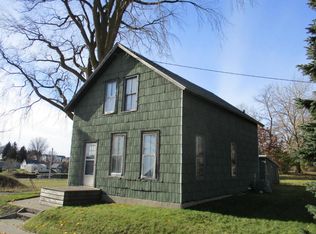 706 S Madison St, Ludington, MI 49431