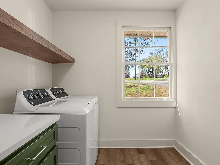 234 NW Clearview Dr — Photo 18