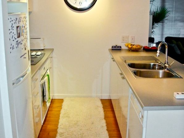 2 bedroom rental in Vancouver — photo 3