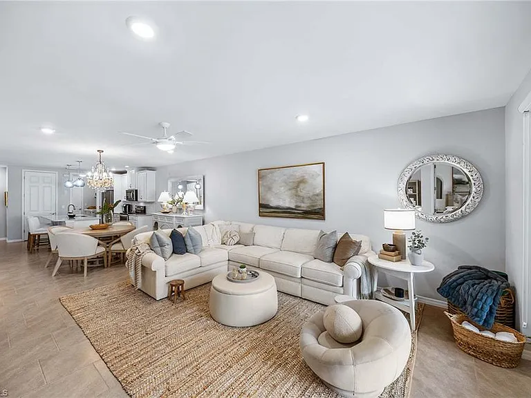 14610 Edgewater Cir — Photo 10
