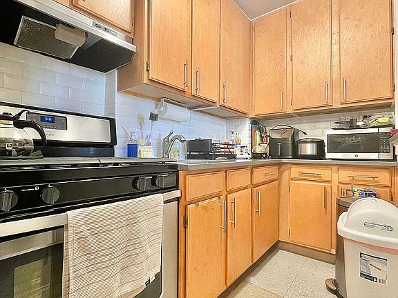 3rd image of 8610 Grand Ave APT 2S
