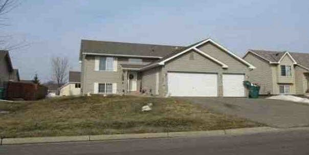 1st image of 421 5th Ave NE
