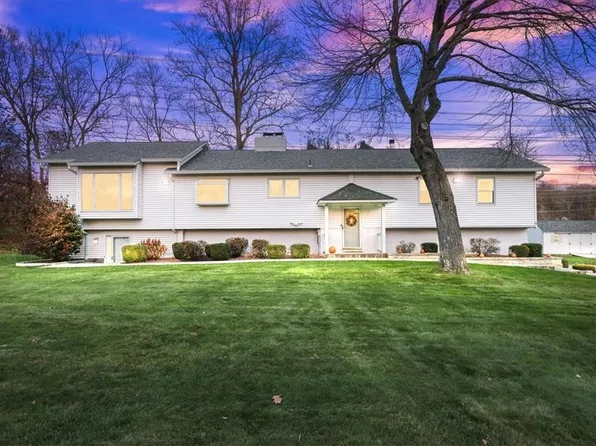 36 Circle Drive, Hopewell Junction, NY 12533