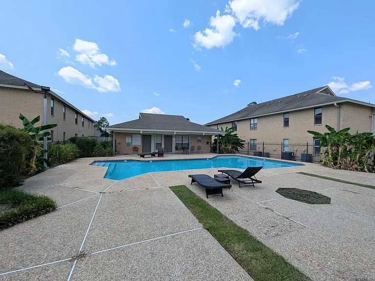 5212 Butter Creek Ln #D-1 — Photo 6