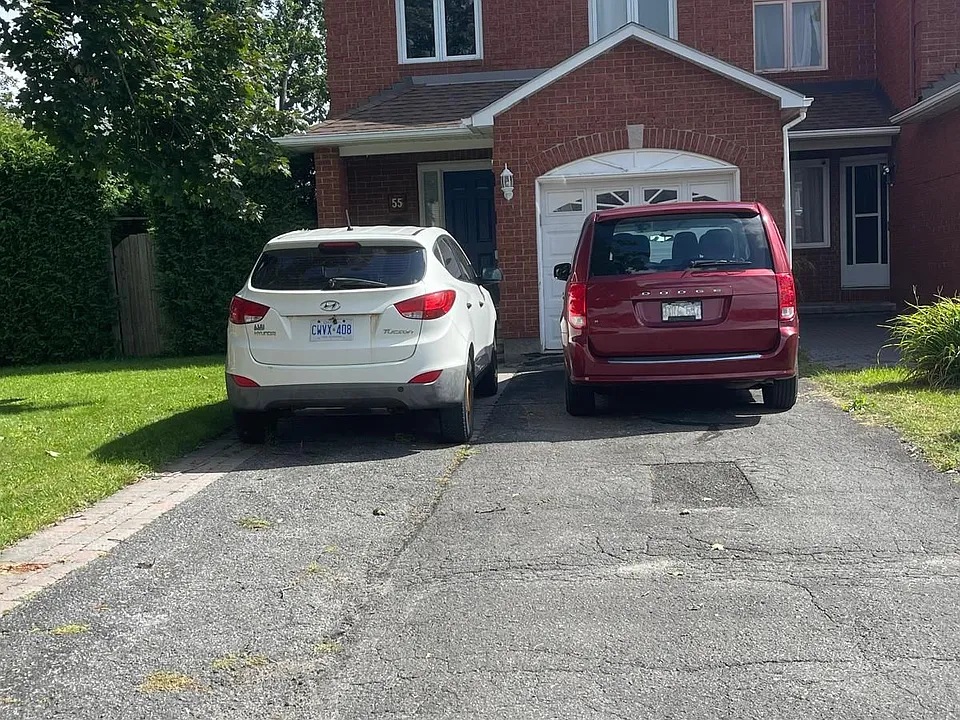 55 Whitegate Cres
