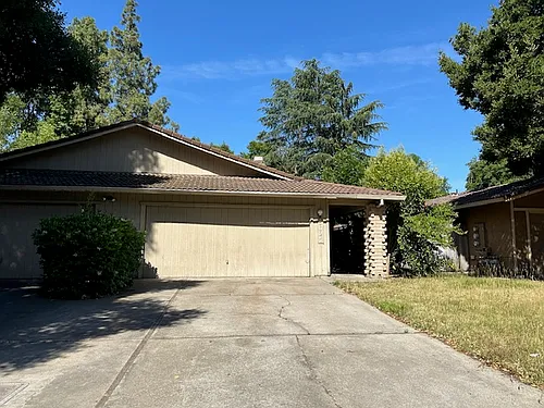 5627 Passero Way Photo 1