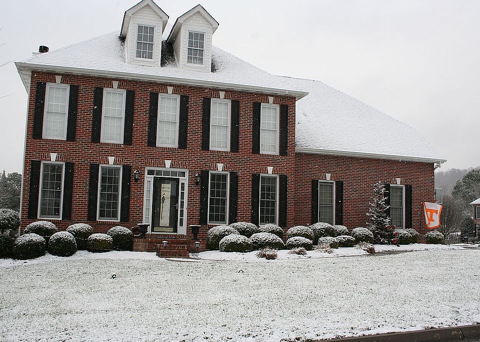 1st image of 4311 Silverglen Ln