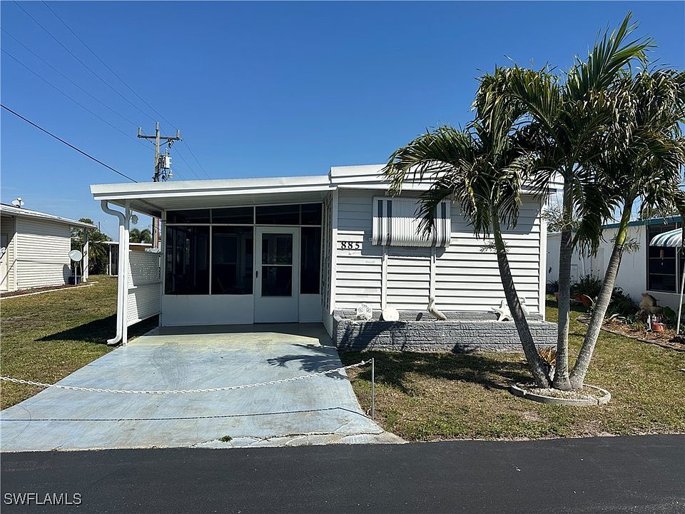 1st image of 885 Homestead Dr