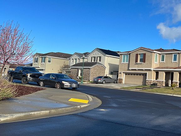 4th image of 412 Salisbury Cir