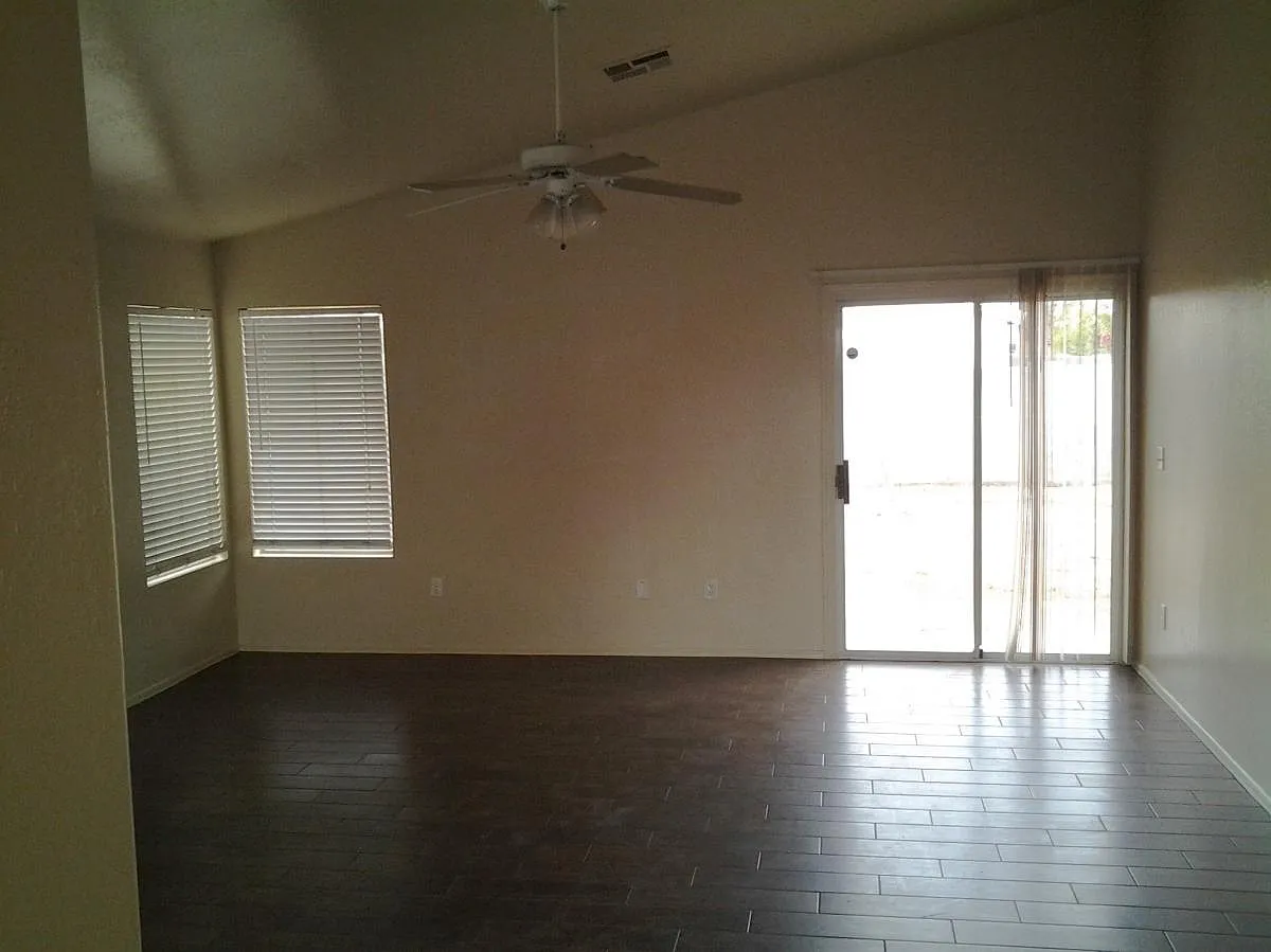 838 E Saragosa Street — Photo 3