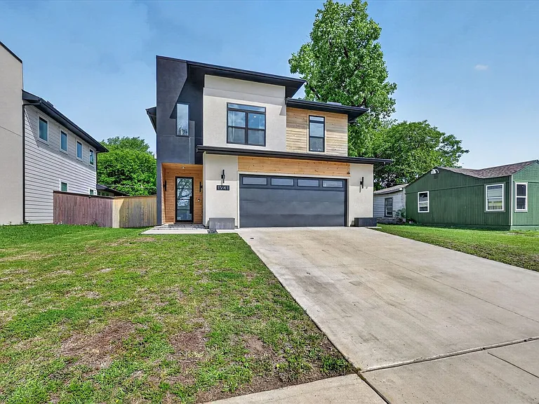 1941 Glenmore Ave — Photo 2