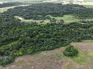 111 Treetop Rd, Refugio, TX 78377