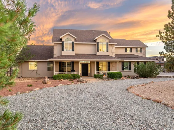 785 N Old Farms Rd, Dammeron Valley, UT 84783