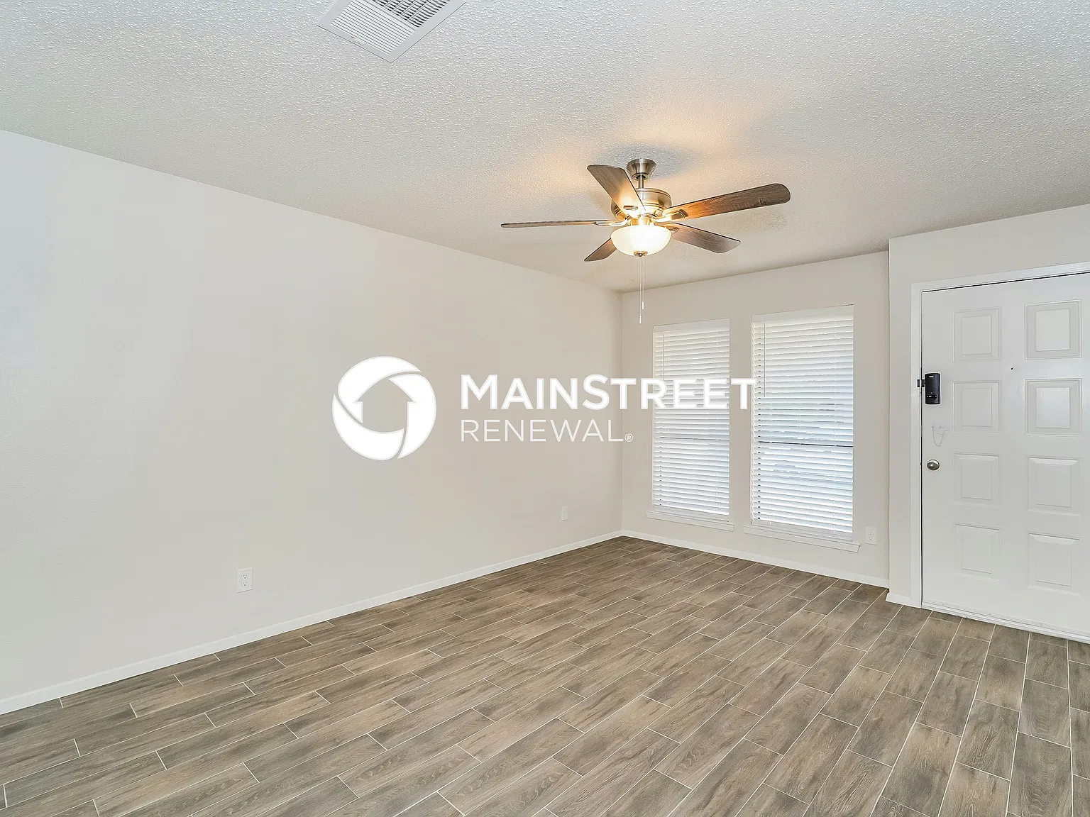 2737 Mill Pond Rd — Photo 3