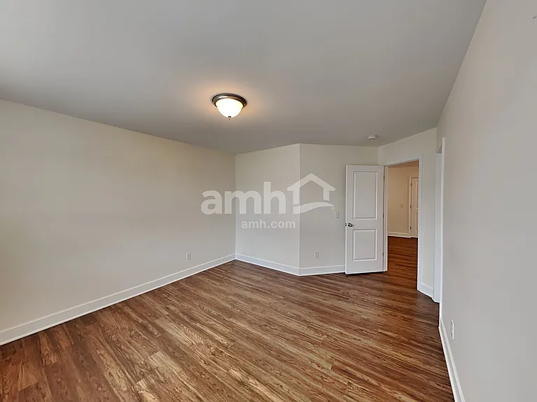 5079 Trailwater Dr — Photo 16