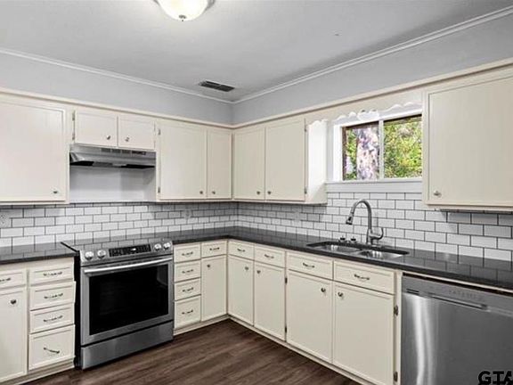5th image of 8643 Orchard Dr