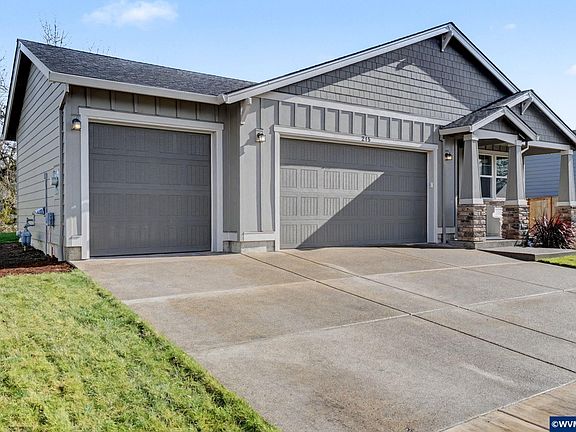 2nd image of 215 Walnut St