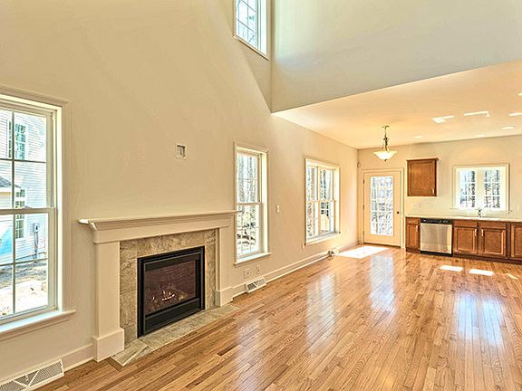 5th image of 79 Ordelia Ln
