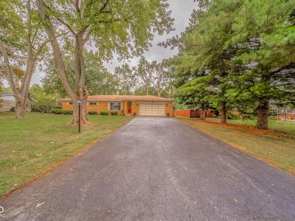 5571 Steven Dr, Greenwood, IN 46142