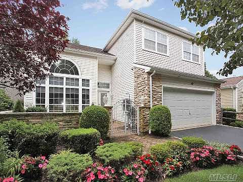 1st image of 42 Hamlet Dr
