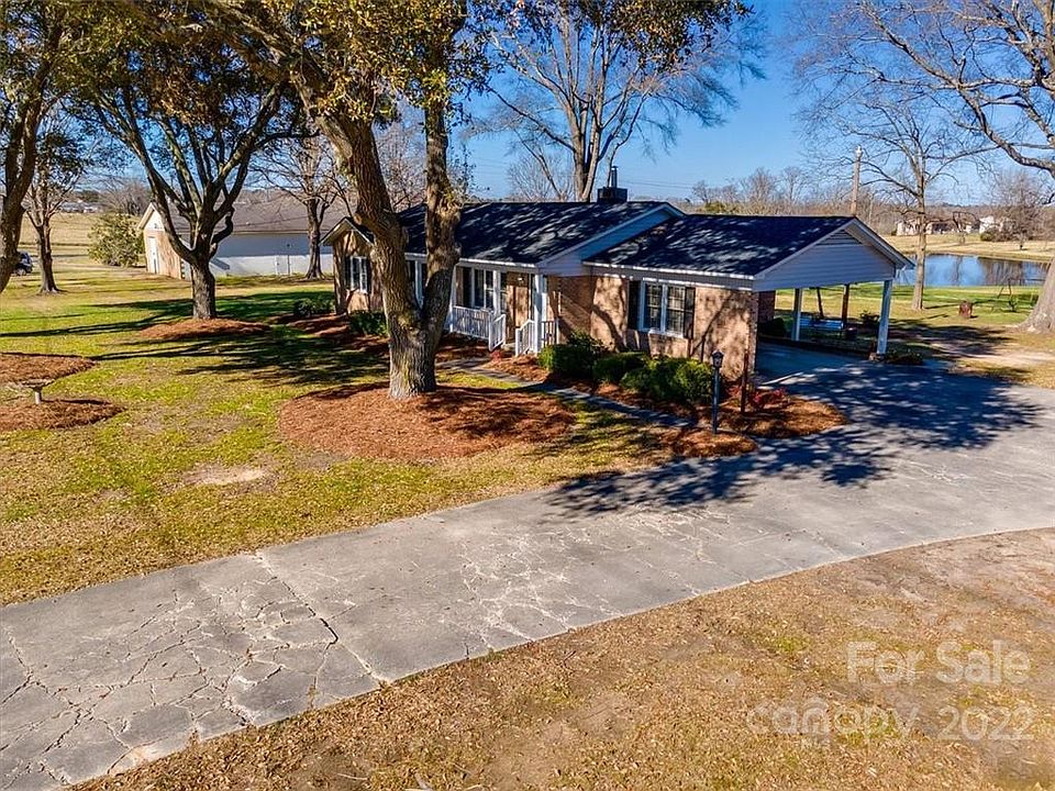 2843 Kershaw Camden Hwy Lancaster Sc 29720 Mls 3834200 Zillow