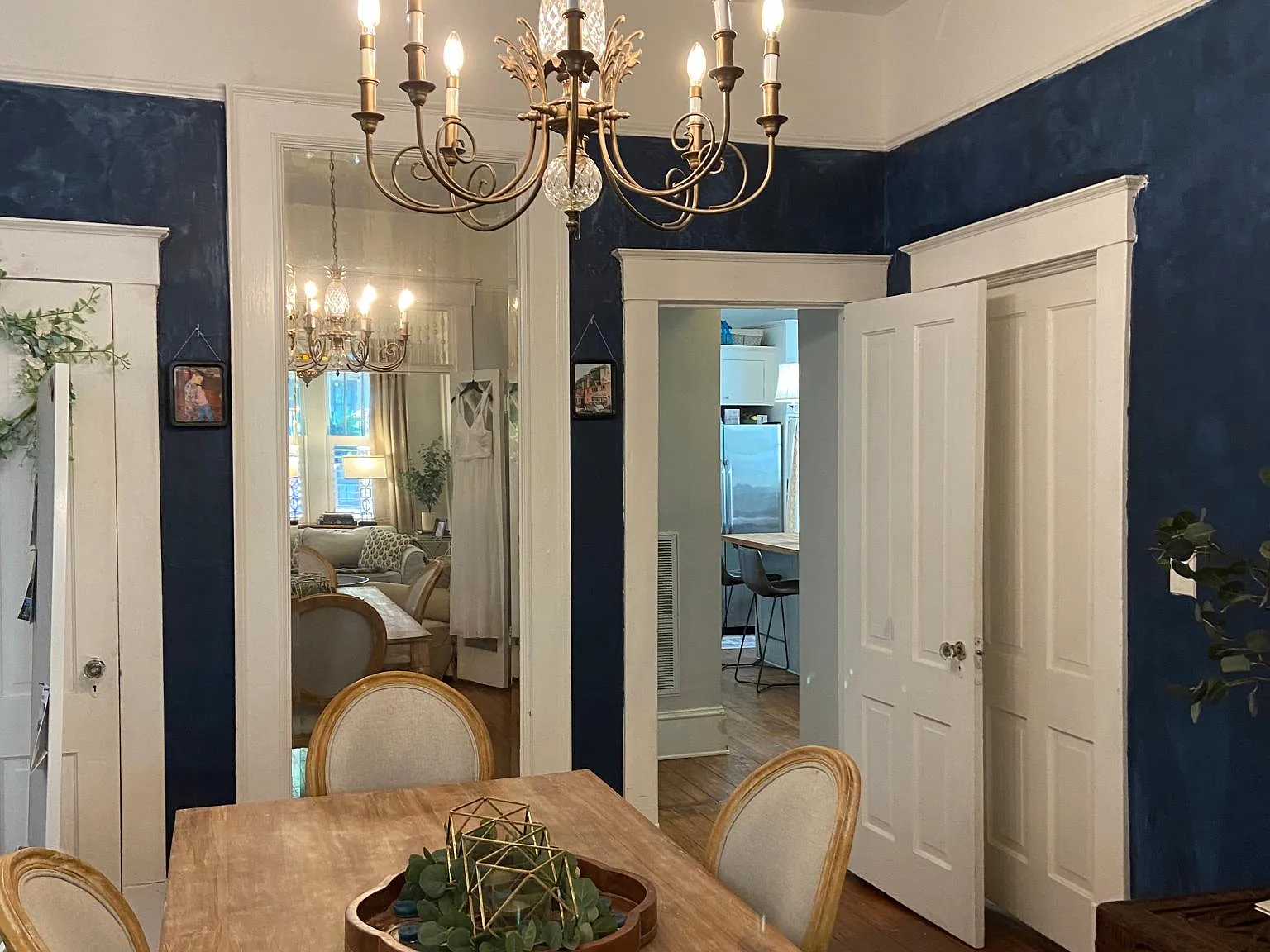 3 bed, 1.5 bath, 1360 sqft, $2,500 — Photo 4