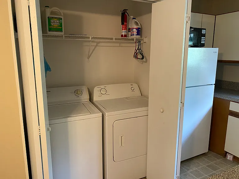 4527 Kimberly Way — Photo 8
