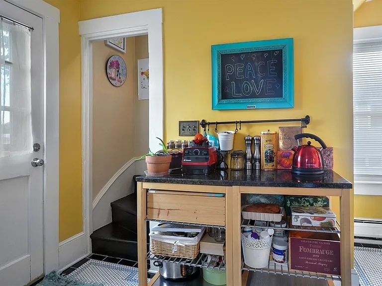 14 Highland Ave #HOUSE — Photo 8