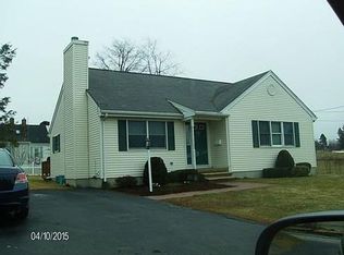 3 Dundee Ct, Worcester, MA 01606